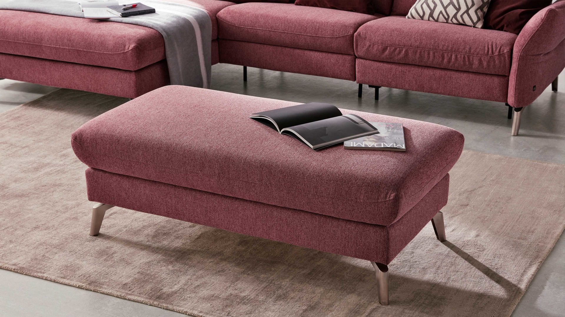 Polsterhocker Interliving aus Stoff in Pink Interliving Sofa Serie 4400 - XXL-Hocker 57-121 pastellvioletter Bezug GCP 8 - ca. 128 x 67 cm